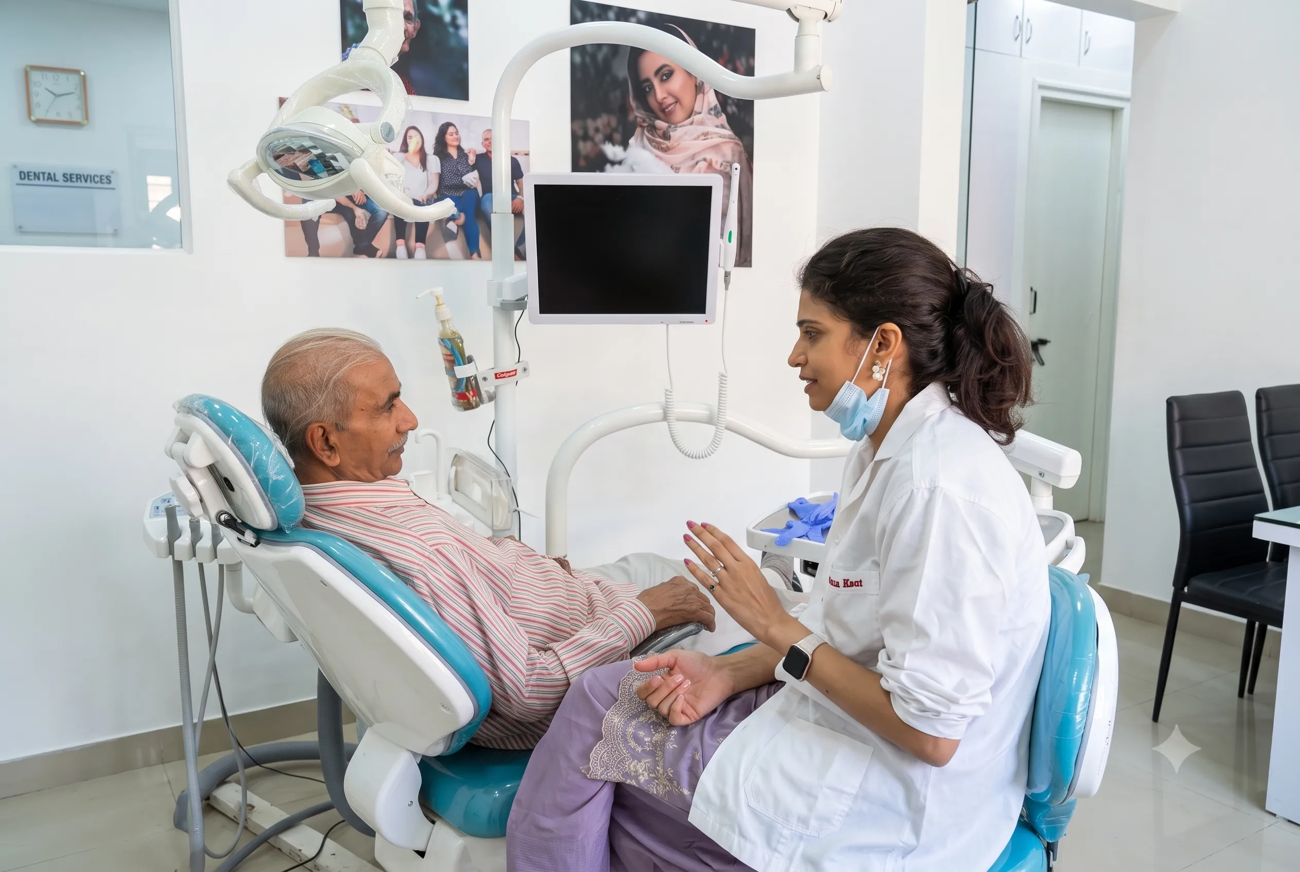 Dr. Sanchita Kant in Consultation with a Satisfied Patient