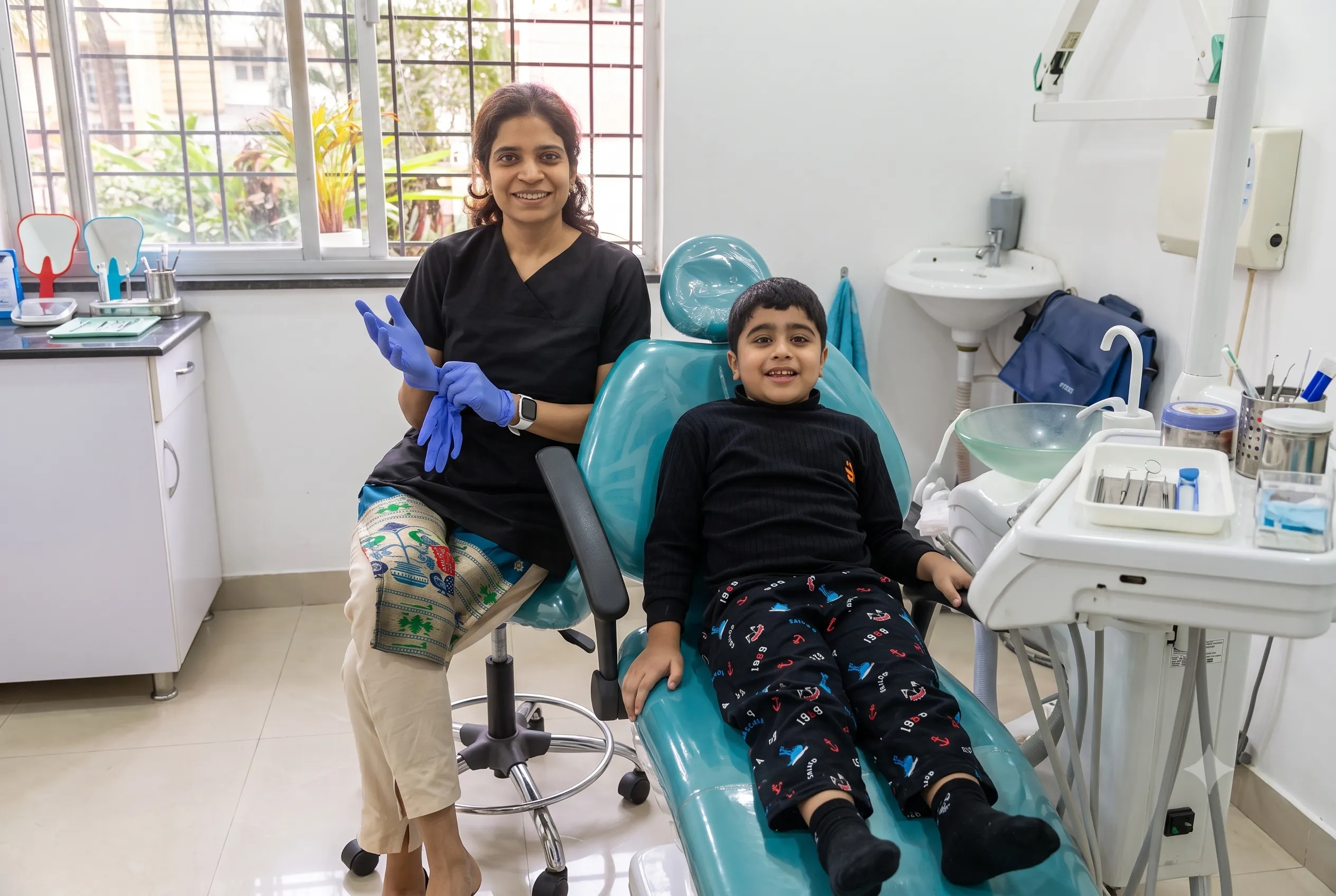 Dr. Sanchita Kant in Consultation with a Satisfied Patient